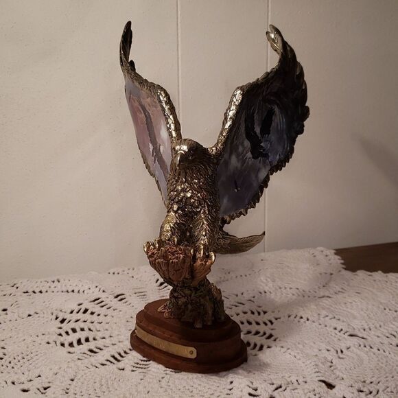 Bradford Exchange "Freedom's Guardian" from On Eagle's Wings Collection Statue - Picture 2 of 8